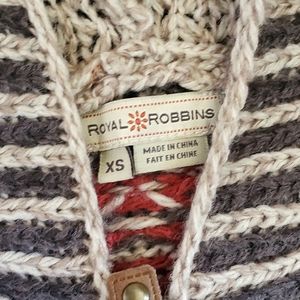 Royal Robin's xl hooded zip sweater
